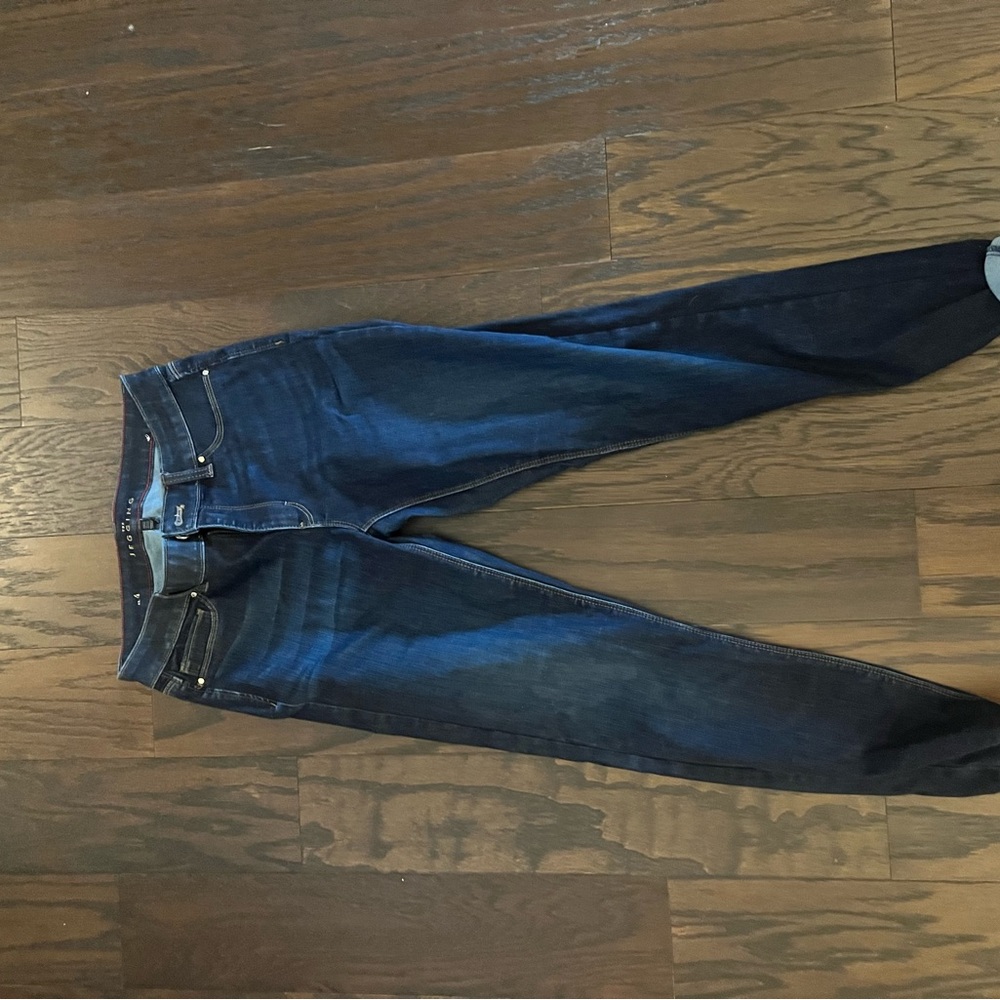 Skinny Jeans, Jeggings.
